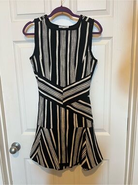 Carven Black and Cream Striped Sleeveless Fit-and-Flare Mini Dress MMO